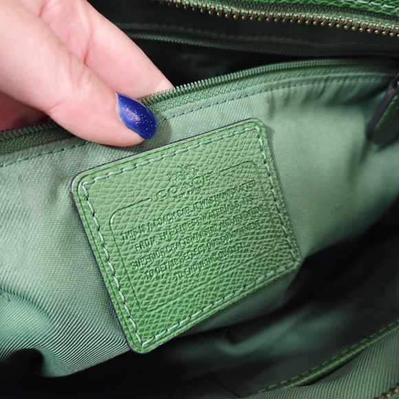 Coach Turnlock Tote Bag Emerald Green Crossgrain Leather Gunmetal Large - Picture 14 of 14